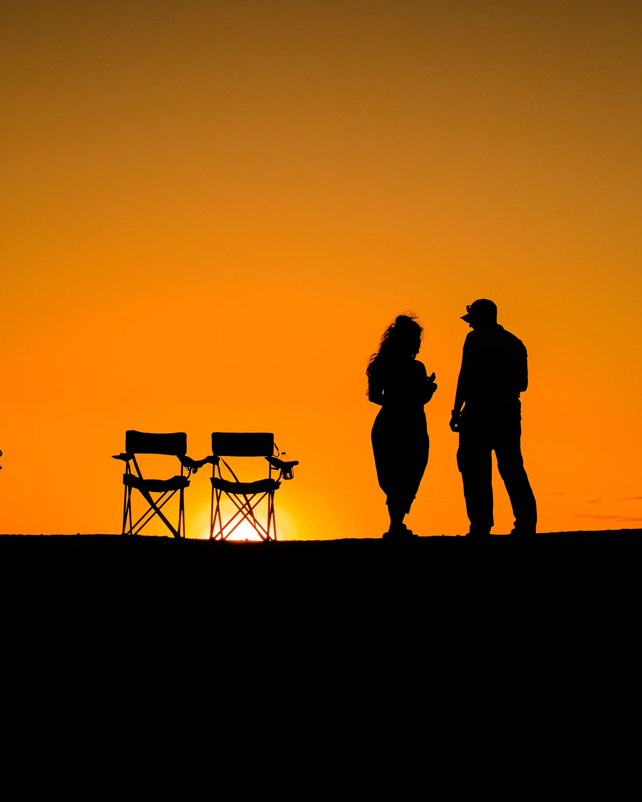 Couples on a sundowner